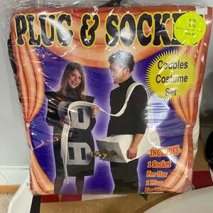 PLUG AND SOCKET HALLOWEEN COSTUME SET